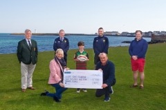 B5-22-4-21-Dee-rugby-cheque